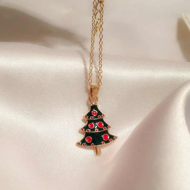 Christmas Tree Set with red bulbs