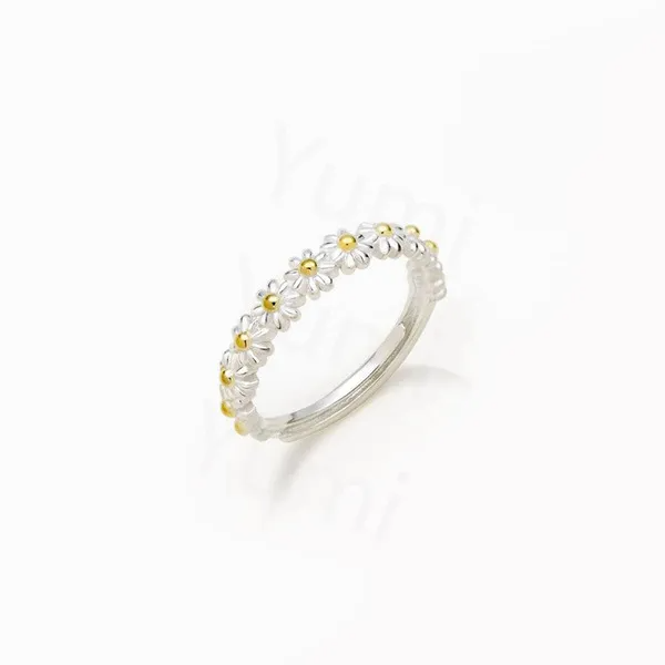 Daisy Adjustable Ring